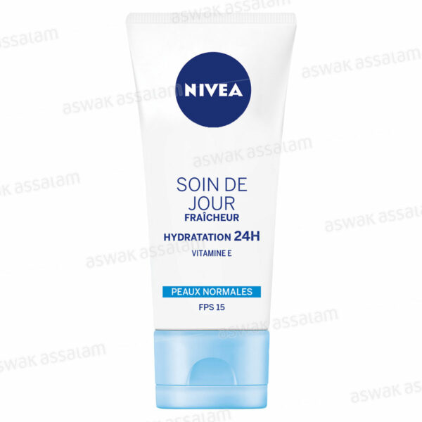 SOIN DE JOUR FRAICHEUR A LA VITAMINE E HYDRATATION 24H POUR PEAUX NORMALES FPS 15 50ML NIVEA